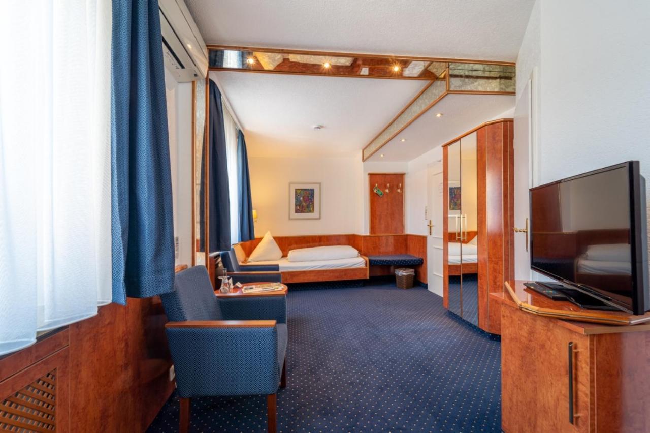 Wuerttemberger Hof Hotel